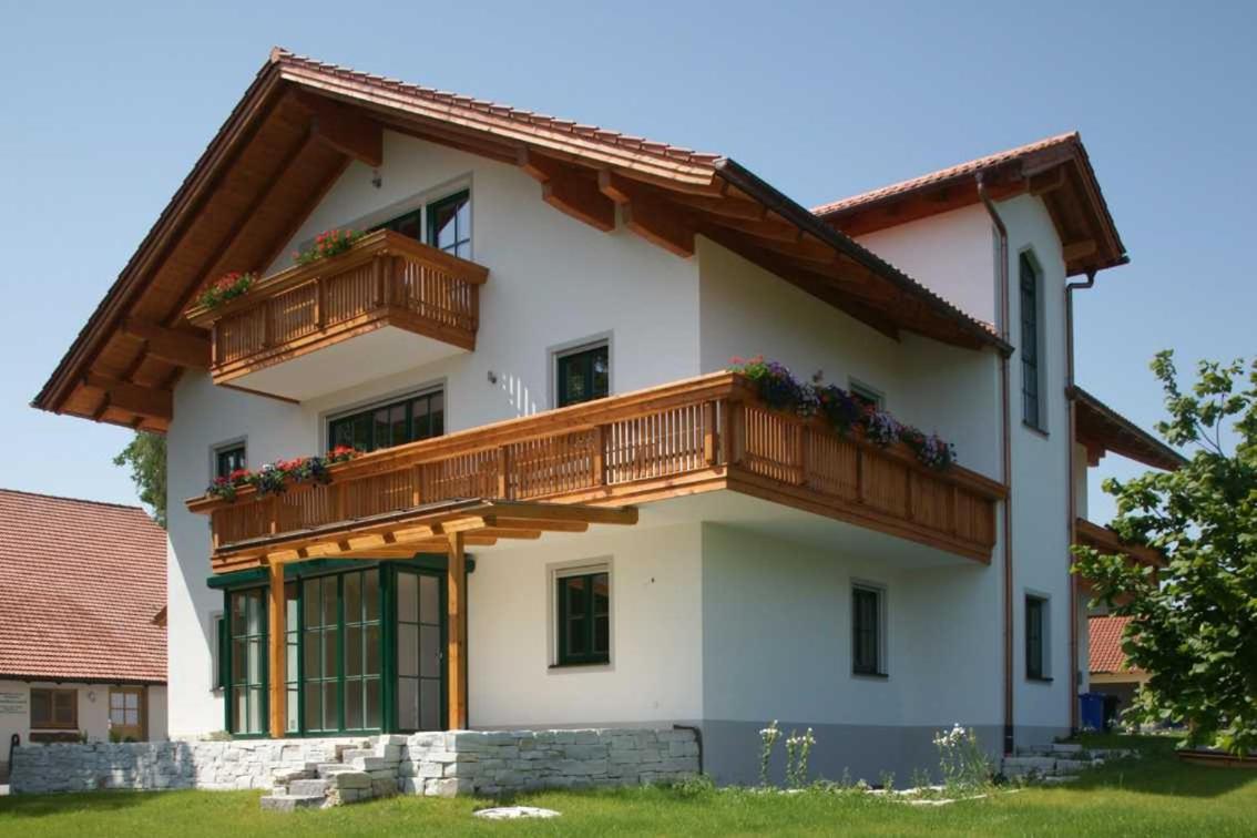 Ferienwohnungen Auf Dem Paulbauernhof Triebenbach Exteriör bild